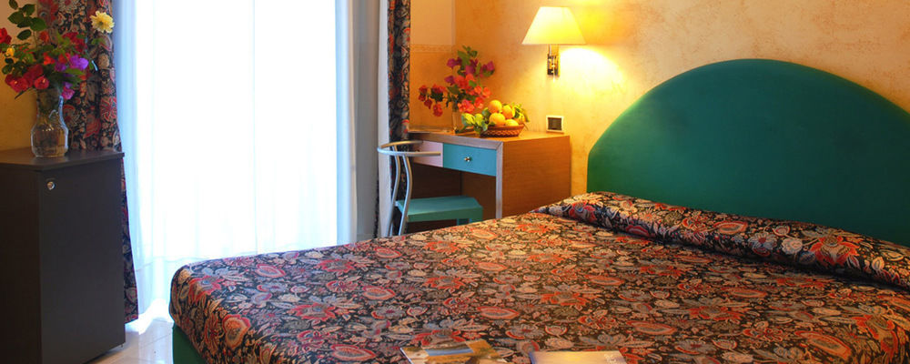 Park Hotel Villa Americana Роди Гарганико Екстериор снимка