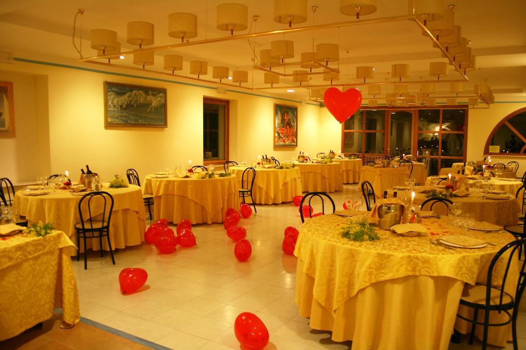 Park Hotel Villa Americana Роди Гарганико Екстериор снимка