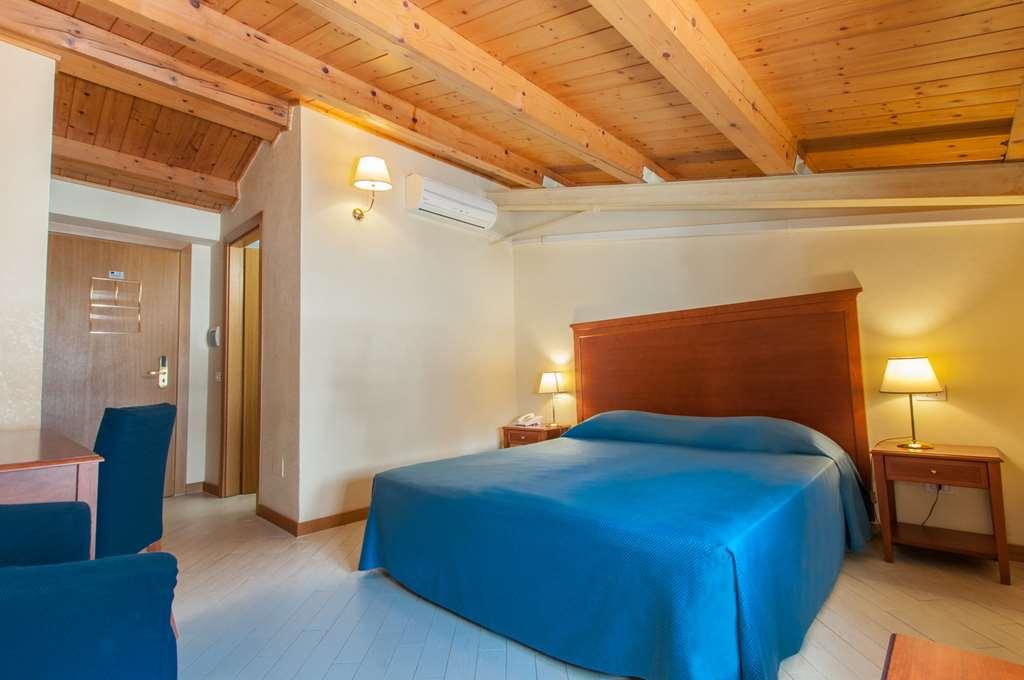 Park Hotel Villa Americana Роди Гарганико Стая снимка